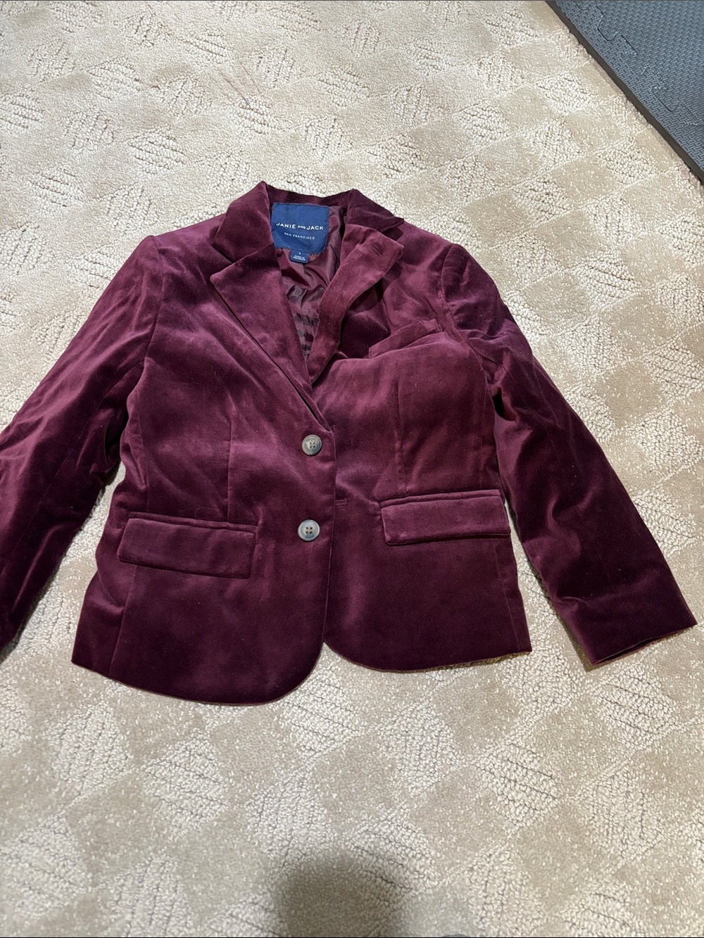 Janie and Jack boys burgundy velvet jacket size 5